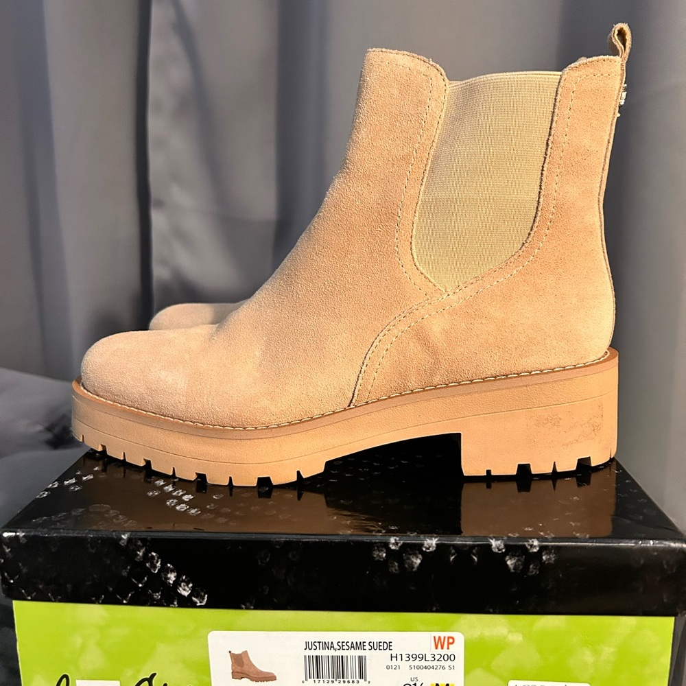 Sam Edelman Tan Suede Ankle Booties